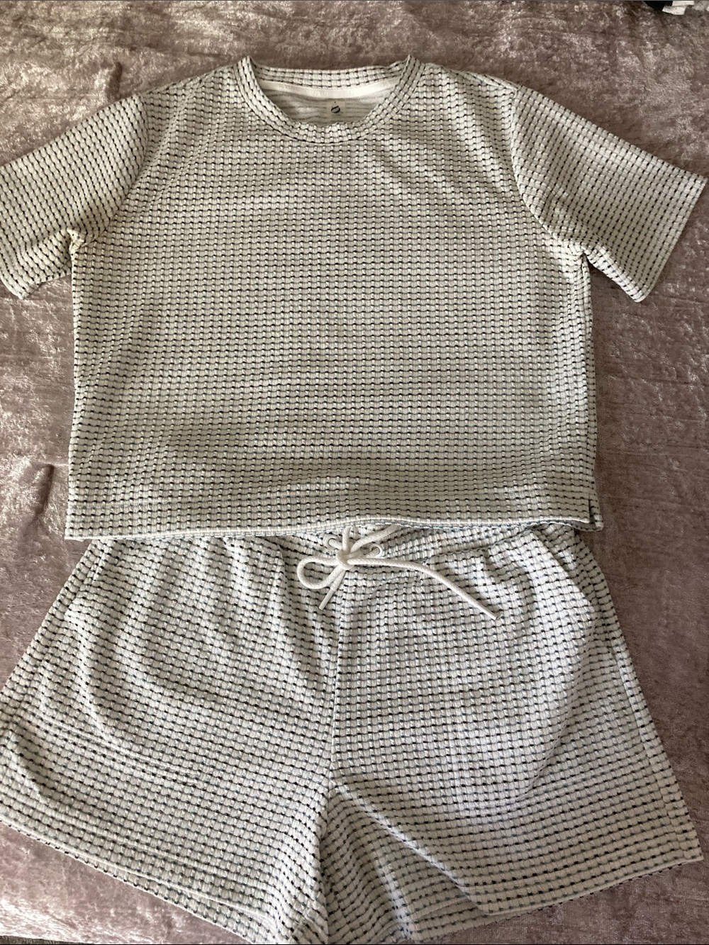 Lou & Grey Geo Jacquard Tee & Shorts Set